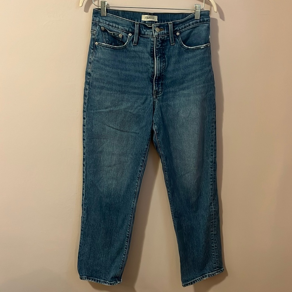 Madewell, the perfect vintage straight jean, size 30, mid to light wash